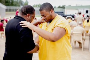 Prison Fellowship and CrossWalk Center Offer Hope in Re-entry
